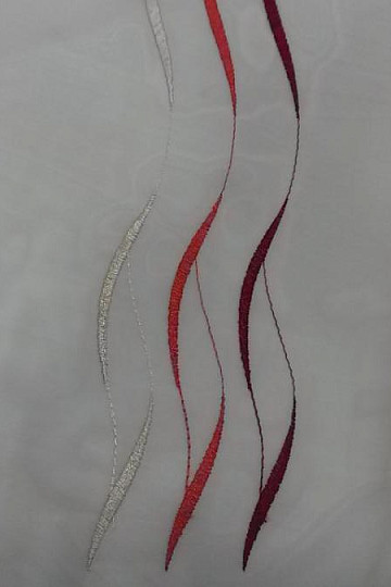 Cortina de gasa con bordado rojo Gerster 195/0043