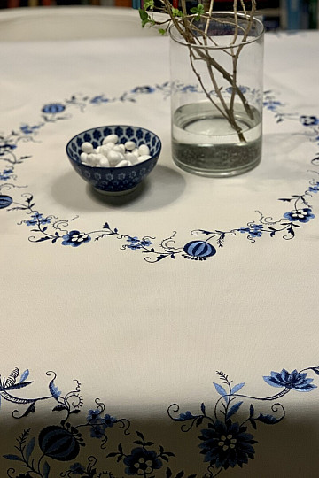 Manteles bordados CEBOLLA AZUL-BLANCO