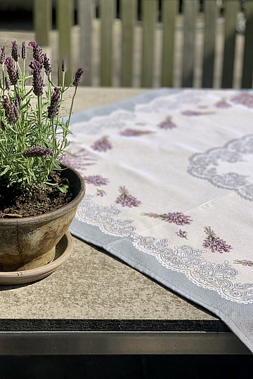 Mantel tapiz y chal ENCAJE LAVANDA