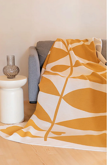 Manta DF LUCA HOJAS GRANDES AMARILLAS