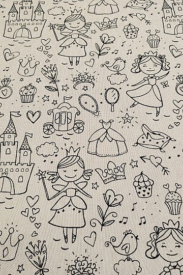 PRINCESA pintando tela sobre fondo liso