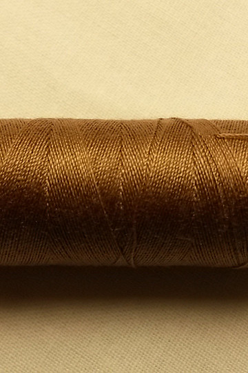Hilo de coser marrón 200 m