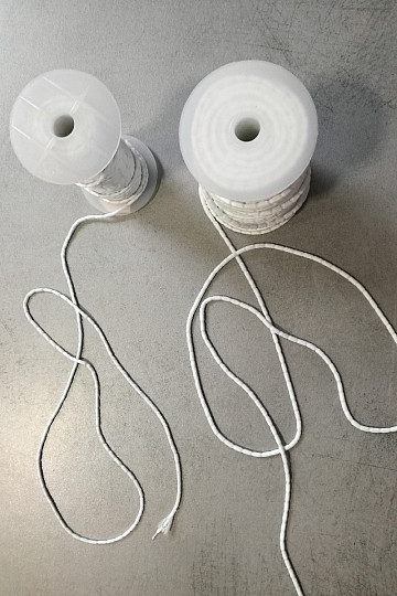 Cordón lápiz para cortinas y visillos 25 g.