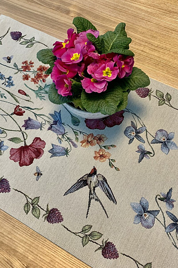Mantel tapiz y pañuelo PRADO CON LA GOLONDRINA