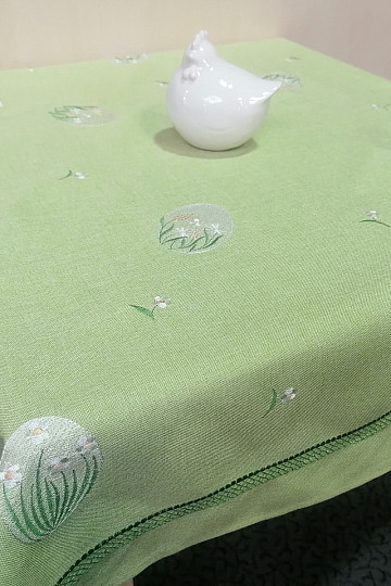 Mantel y pañuelos de Pascua bordados huevo de PASCUA