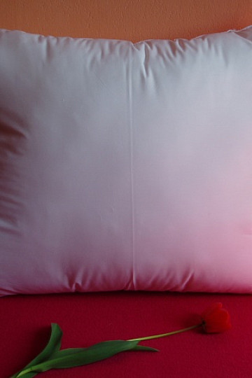 Almohada clásica de fibra hueca