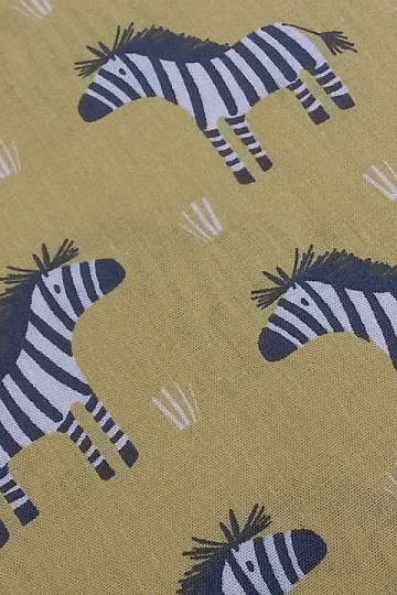 Tela de algodón ZEBRA amarillo verdoso