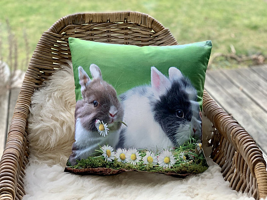 Funda decoración Pascua CONEJOS Y MARGARITAS