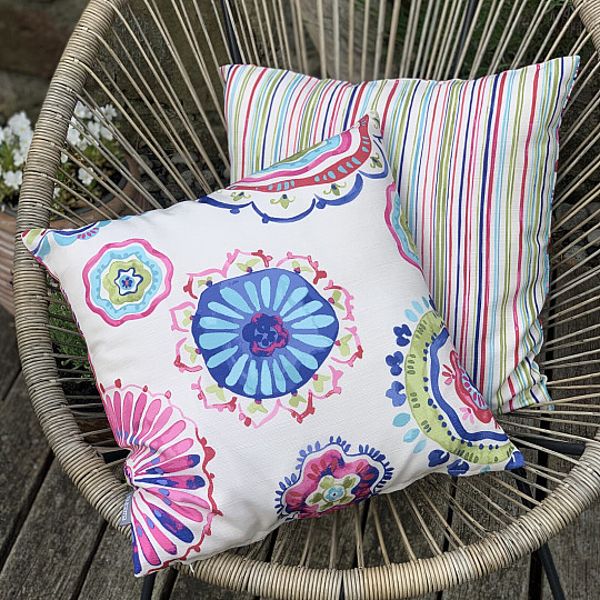 Funda de almohada decorativa MANDALA y RAYAS