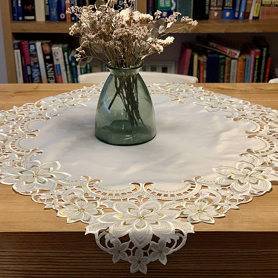 Mantel navideño bordado ESTRELLA ORO