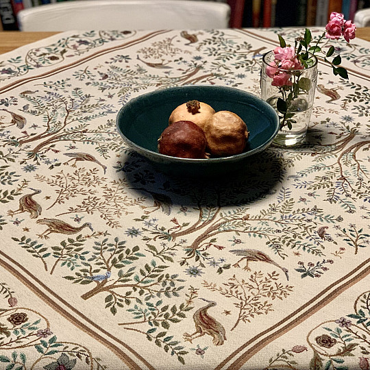 Mantel tapiz y chal WILLIAM MORRIS beige