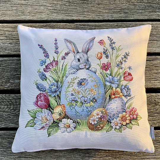 Funda cojín tapiz LIEBRE Y HUEVOS AZULES