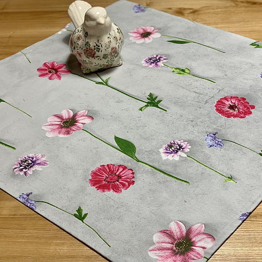 Mantel FLORES PINTADAS