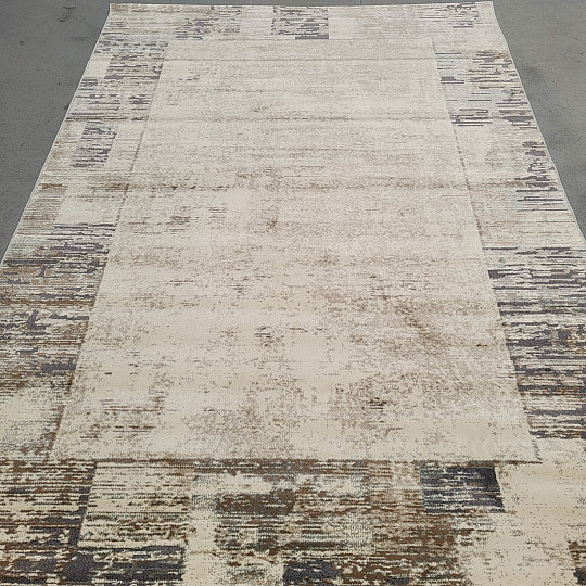 Pieza de alfombra SAGA 16