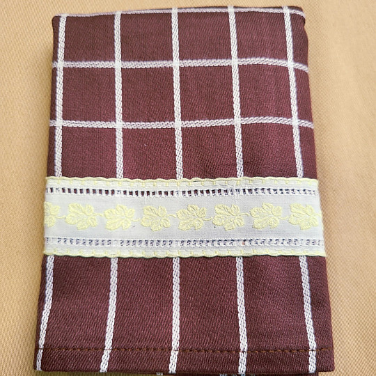 TOALLAS MARRONES DE LA ABUELA CON HOJAS