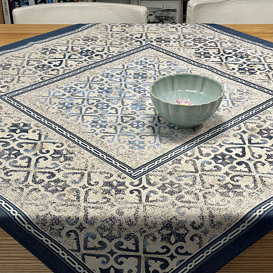 Mantel tapiz y bufanda ADORNO AZUL