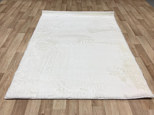 Alfombra pieza de lujo CONEJO NUEVO crema