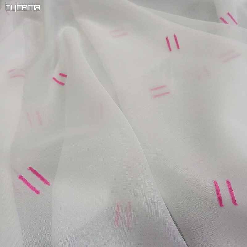 Cortina de gasa color crema claro con líneas pespunteadas en rosa