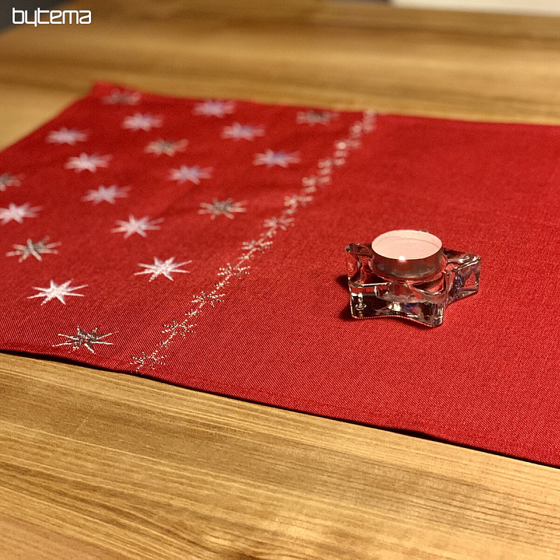 Mantel navideño bordado rojo con estrellas