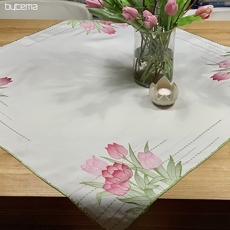 Mantel y bufanda bordados Tulipanes rosas