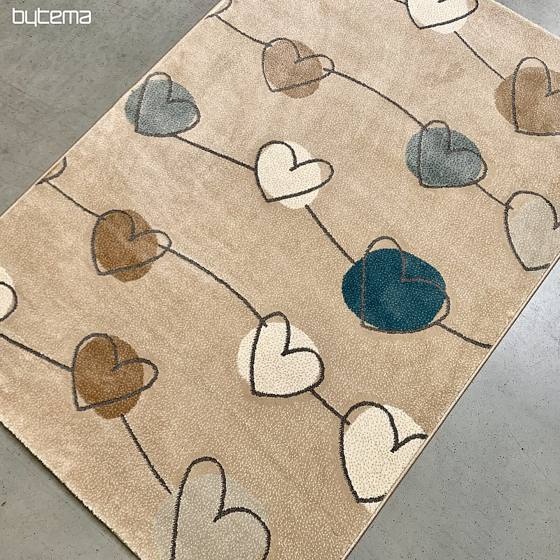 Alfombra con forma de corazón SAGA