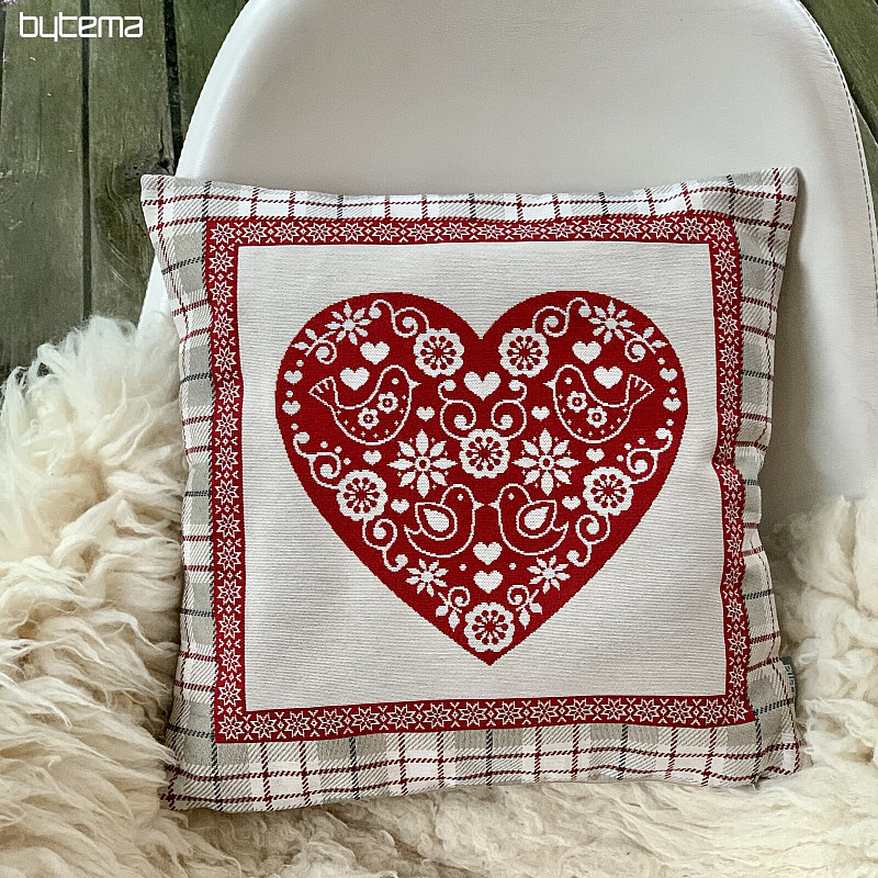 Funda de almohada tapiz CORAZÓN EN CAJA 1