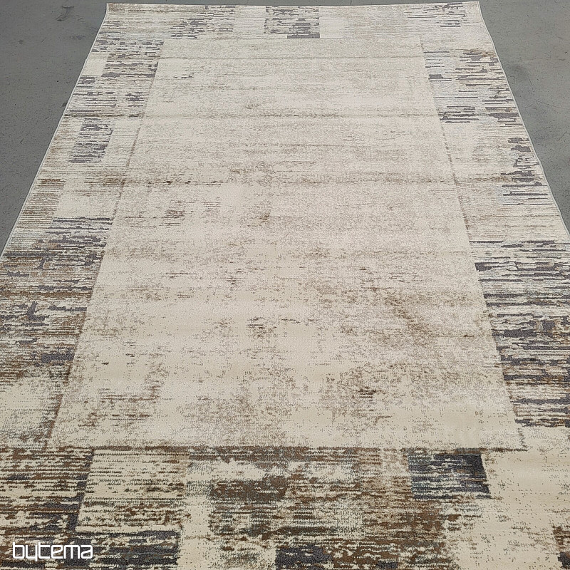 Pieza de alfombra SAGA 16