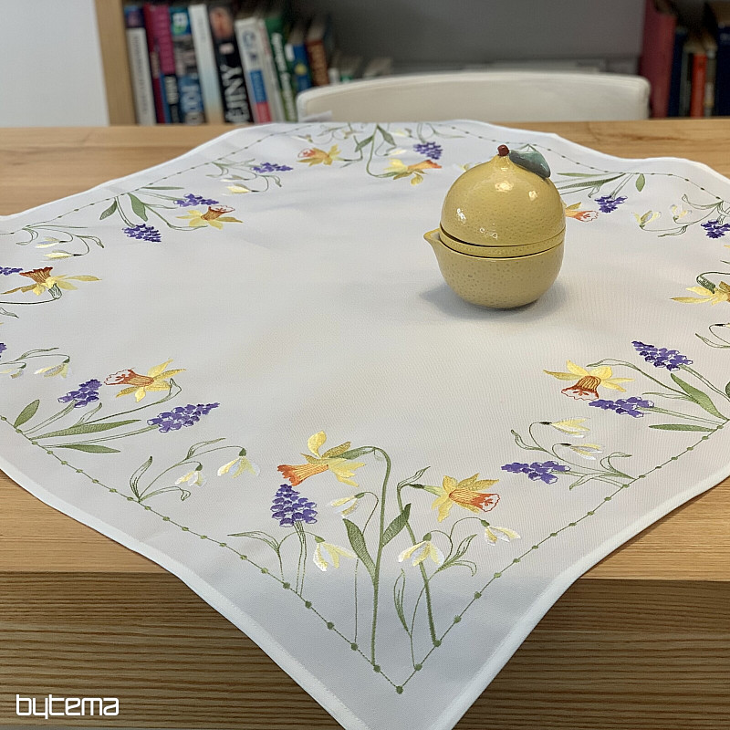 Mantel y bufanda bordados NARCISOS Y LA HIJA DE LAS NIEVES