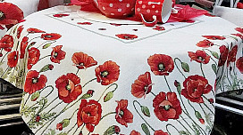 Decora la mesa con un mantel nuevo. Inspiración veraniega y servicio de mantelería a medida