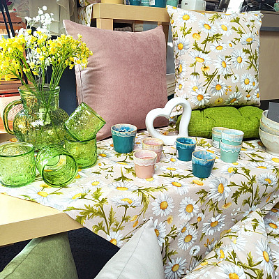 Flores de primavera llenas de color y fragancia.