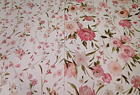 UNA INUNDACIÓN DE FLORES SOBRE TELAS DE LA COLECCIÓN TWISTER JARDINS