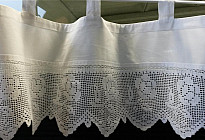 Cortinas de ganchillo para vidrieras.