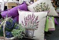 Lavanda: Una joya entre las flores - descubre el encanto, la fragancia y los usos de esta encantadora planta