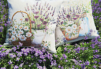 Un mundo de lavanda lleno de fragancia y elegancia.