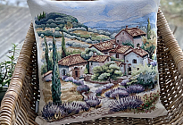 Un mundo de lavanda lleno de fragancia y elegancia.