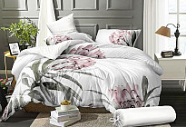 Esperamos con ansias la primavera. Nuevos manteles y ropa de cama con flores.