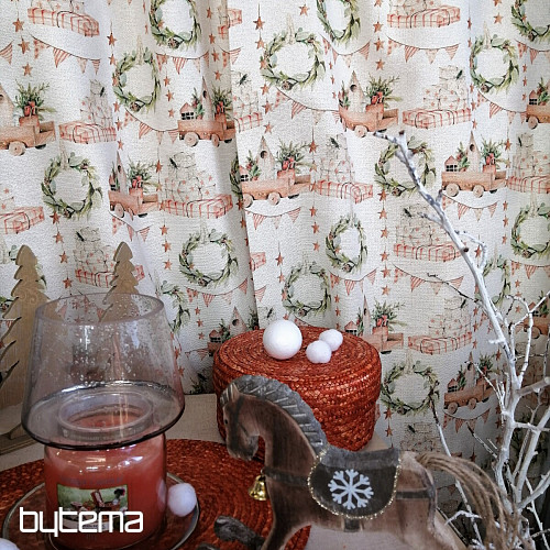 Juguetes de tela para decoración navideña.