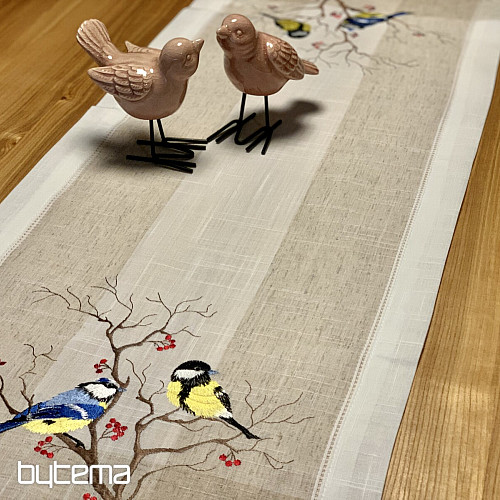 Mantel y bufanda bordados SÝKORKY