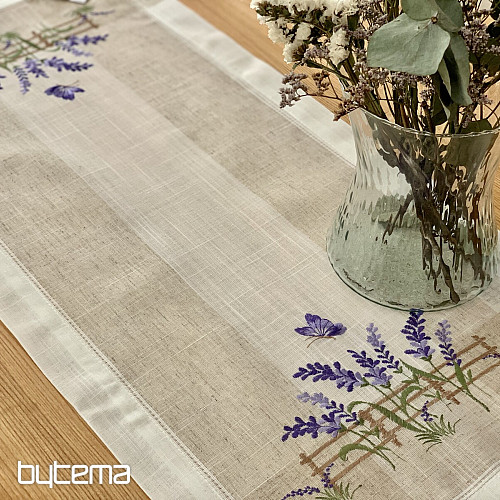 Mantel y chal bordados LAVANDA DETRÁS DE LA VALLA