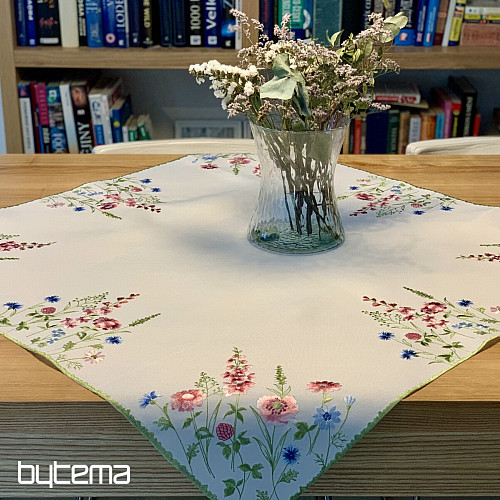 Mantel y mantón bordado FLORES DEL PRADO