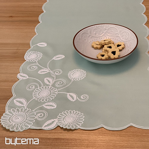 Fular bordado FLORES MENTA