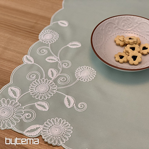 Fular bordado FLORES MENTA