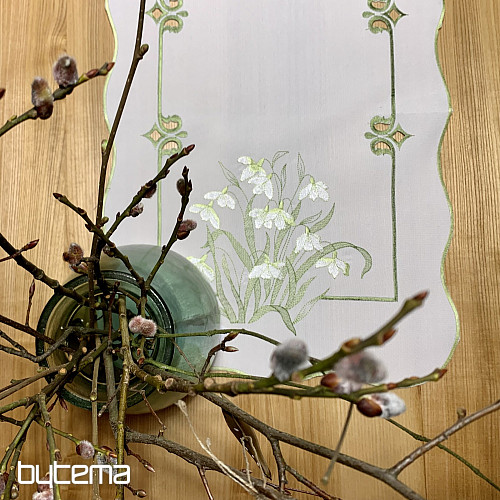 Mantel y bufanda bordados BLANCANIEVES