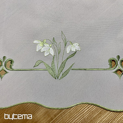 Mantel y bufanda bordados BLANCANIEVES