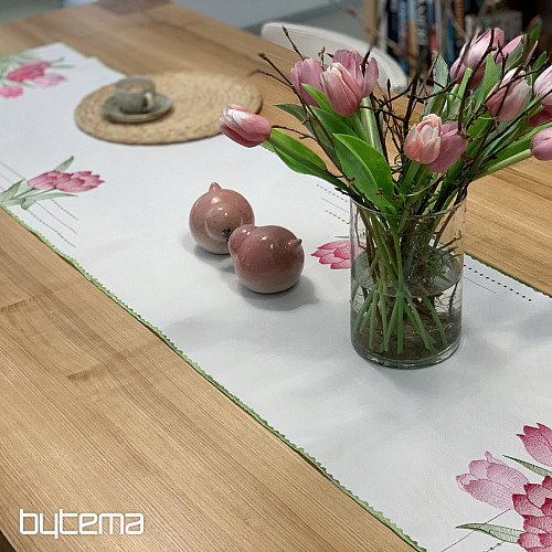 Mantel y bufanda bordados Tulipanes rosas