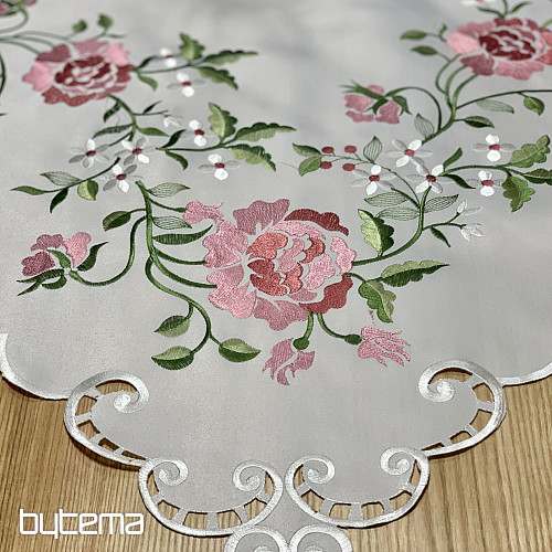 Mantel y bufanda bordados ROSA