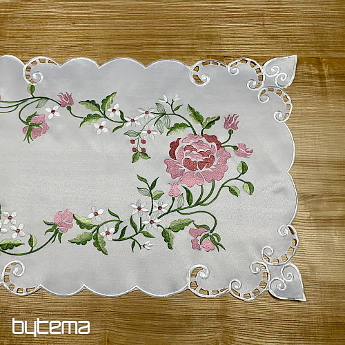 Mantel y bufanda bordados ROSA