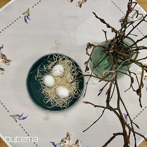 Mantel bordado CONEJO DE PASCUA con lavanda