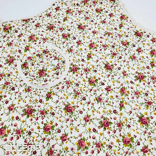 Delantal con pechera ROSAS