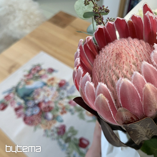 Mantel y pañuelo tapiz RAMO DE PRIMAVERA